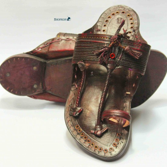 Kolhapuri chappal with sound store